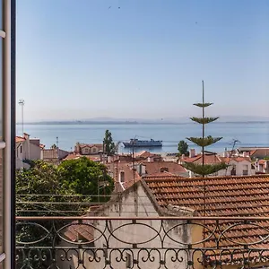https://amazing-river-view-in-historical-lisbon.hotels-lisbon-portugal.com