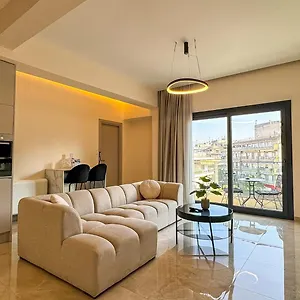 8 By Proliving Hospitality Διαμέρισμα